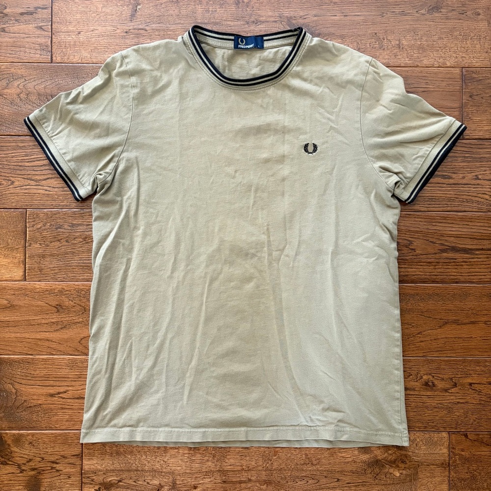 Fred Perry Men's Ringer Tee in Olive with Black/White Trim